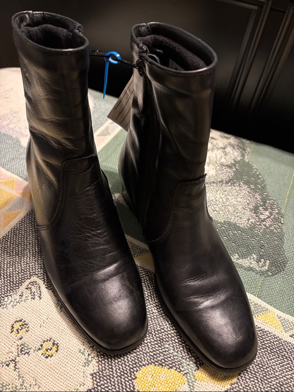 Blondo Black Leather Zip Boots